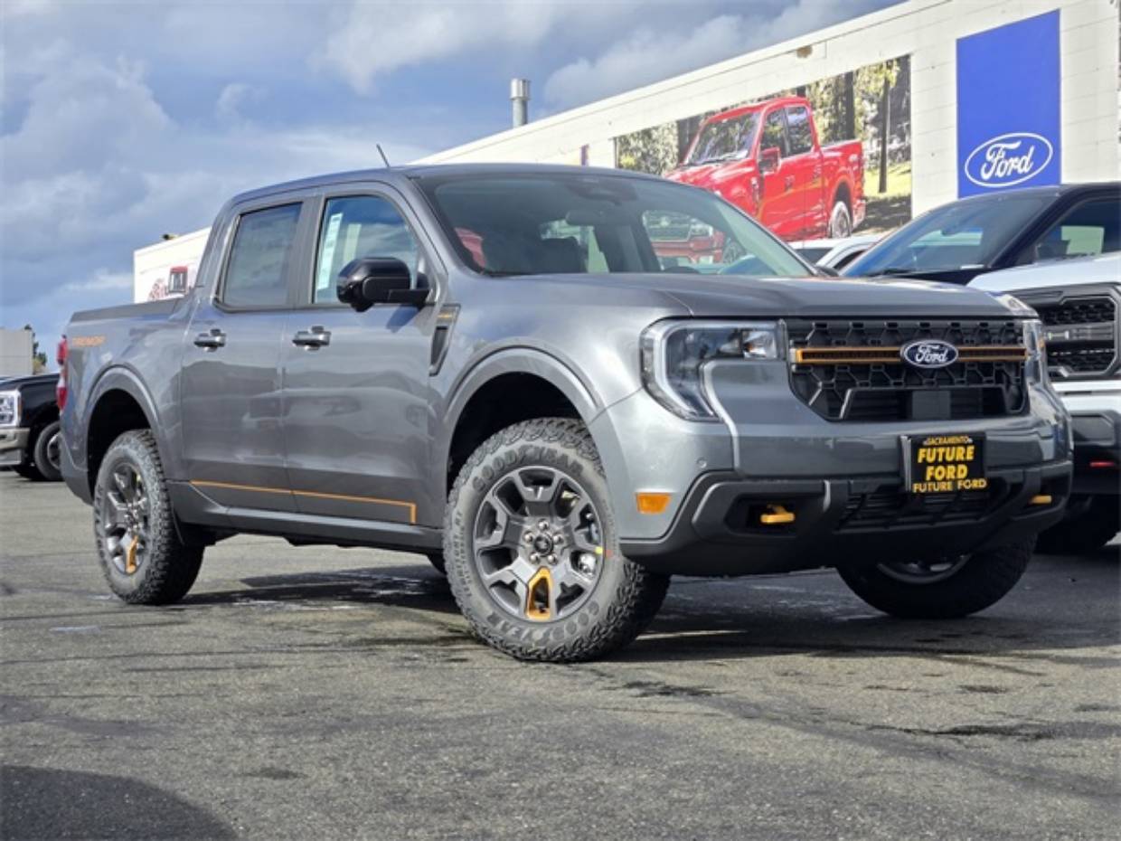 2026 Ford Maverick Tremor's photo