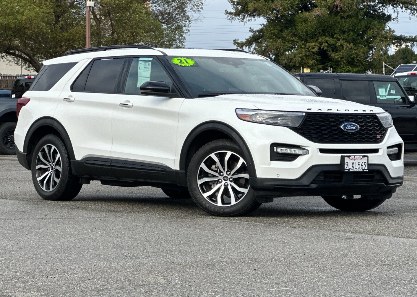 2021 Ford Explorer ST's photo