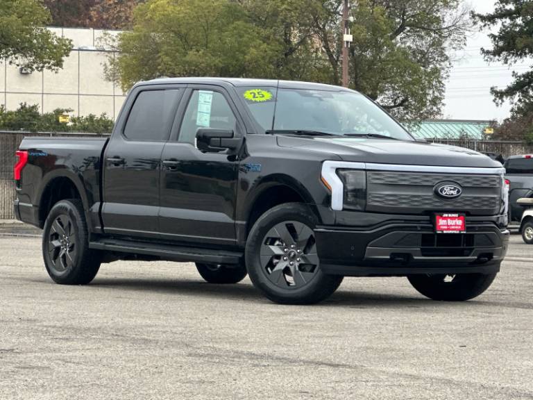 2025 Ford F-150 Lightning LARIAT