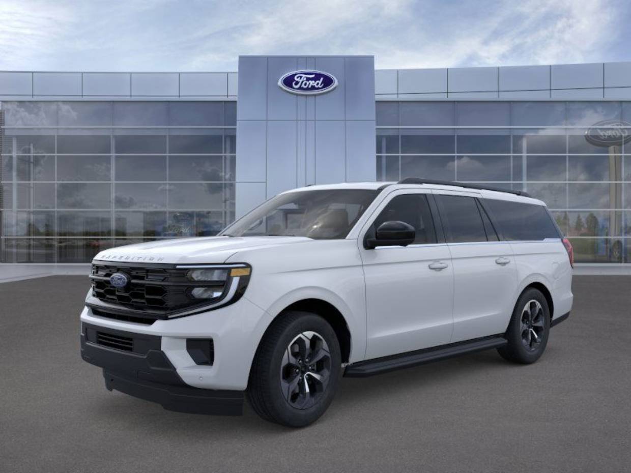 2026 Ford Expedition Active's photo