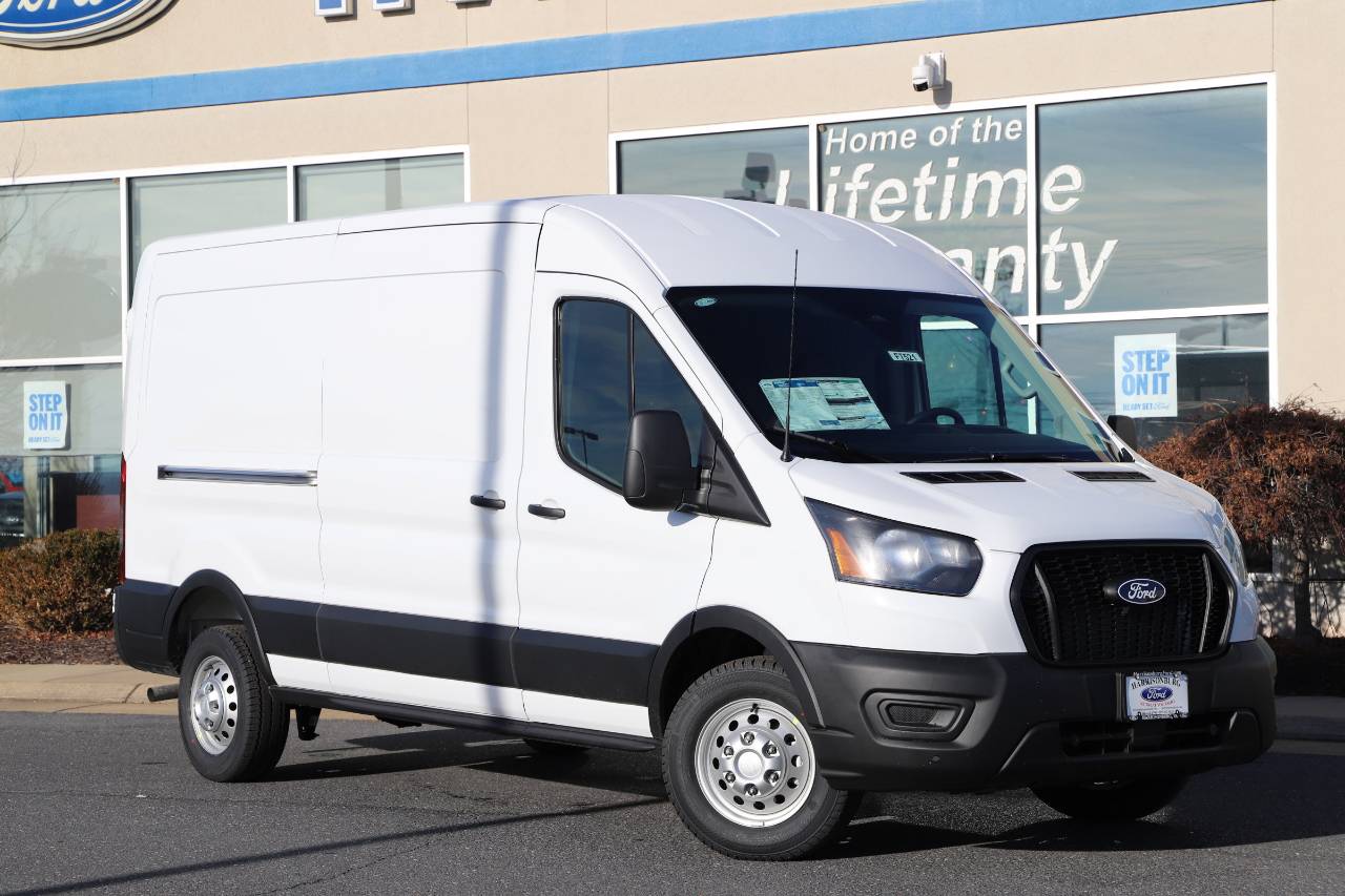 2026 Ford Transit Van Base's photo