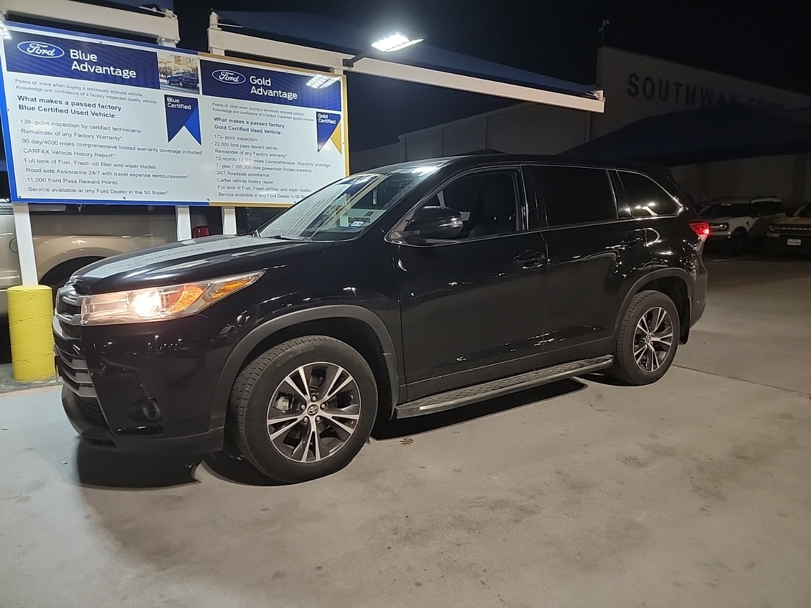 2019 Toyota Highlander LE