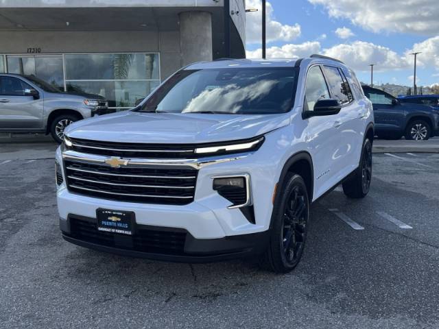 2026 Chevrolet Traverse FWD LT