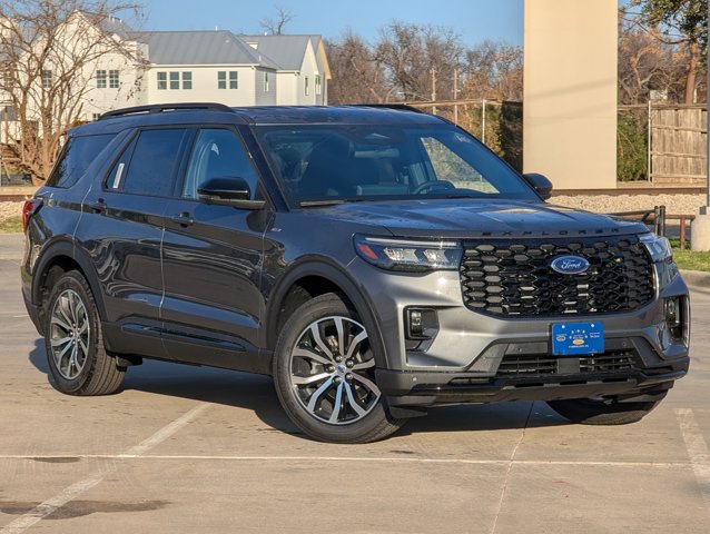 New 2026 Ford Explorer ST-Line