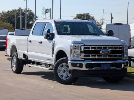 2026 Ford Super Duty F-350 SRW XLT