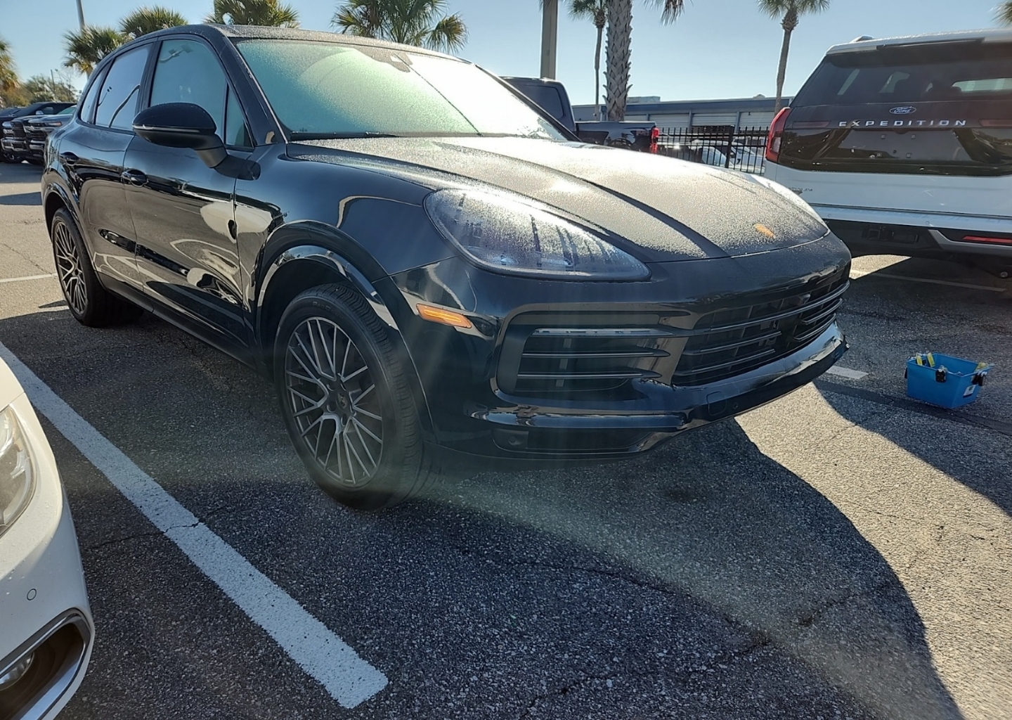 2023 Porsche Cayenne Base's photo