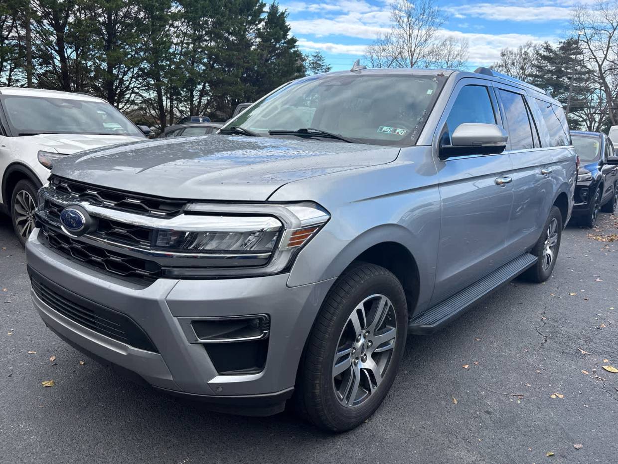 2024 Ford Expedition Limited's photo