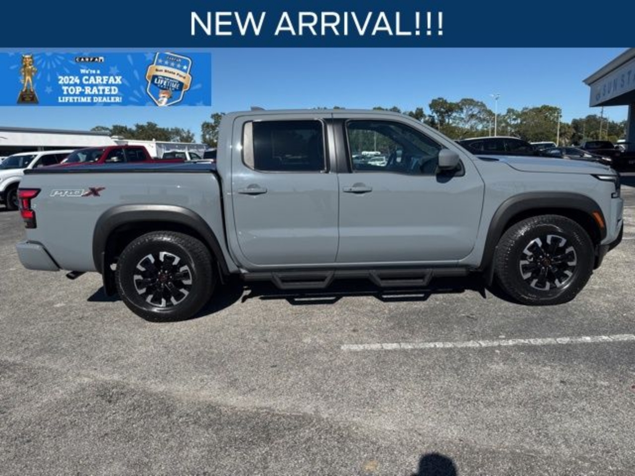 2024 Nissan Frontier PRO-X's photo