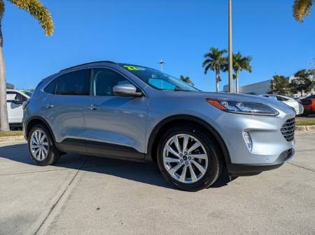 2022 Ford Escape Titanium Hybrid