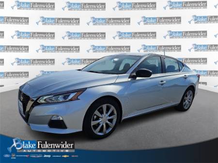 2022 Nissan Altima 2.5 SR