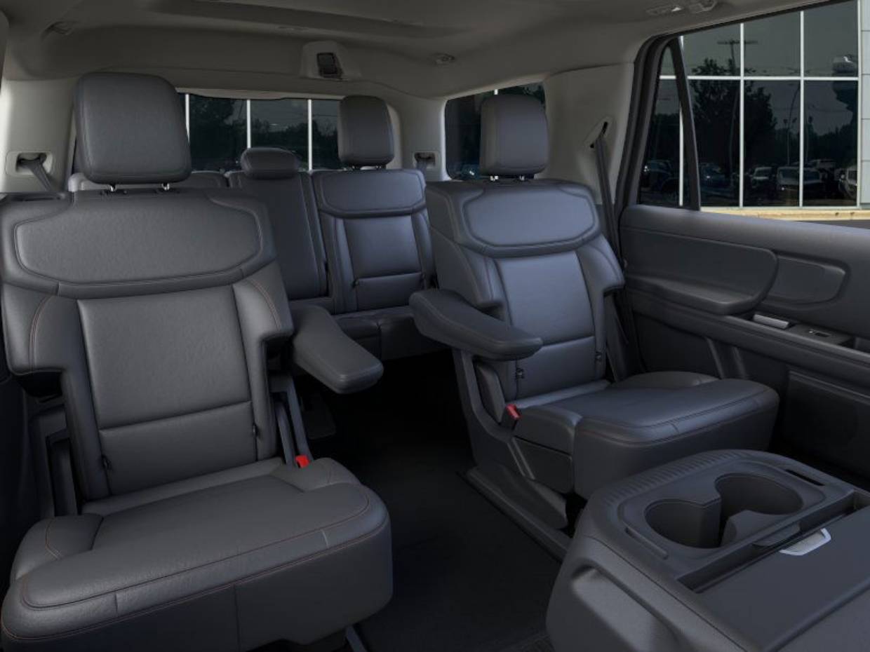 2025 Ford Expedition Active - Photo 11