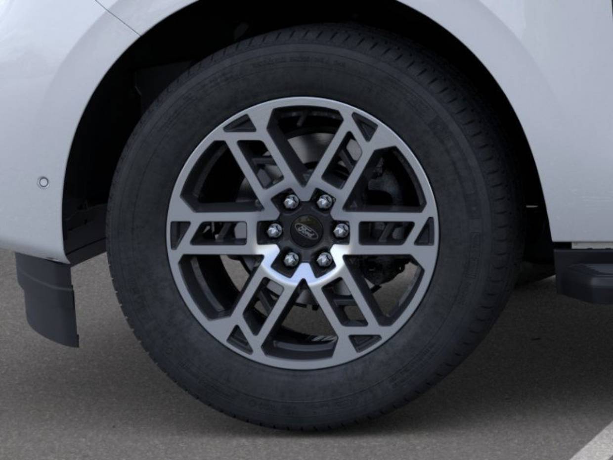 2025 Ford Expedition Active - Photo 19