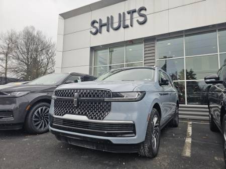 2025 Lincoln Navigator Reserve