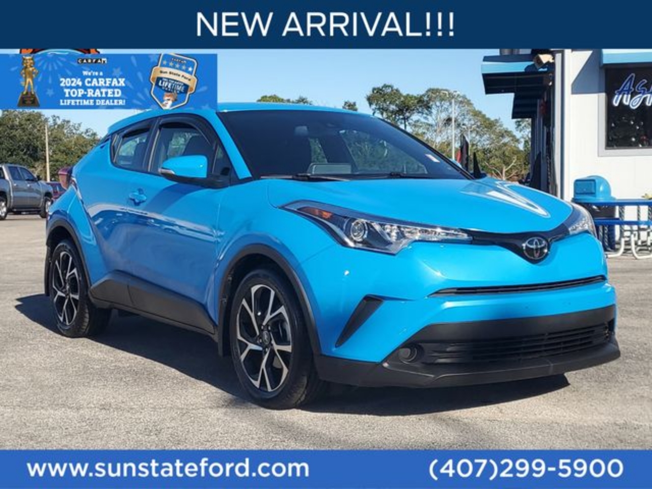 2019 Toyota C-HR XLE's photo
