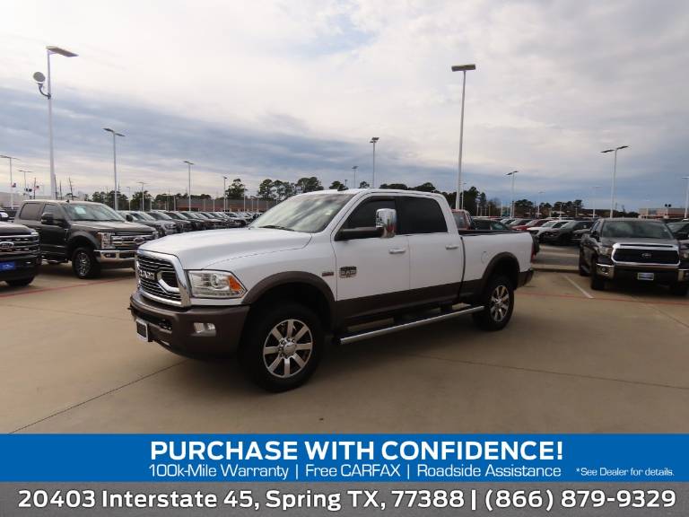 2018 RAM 3500 Laramie Longhorn 4X4 Crew Cab 6'4 Box