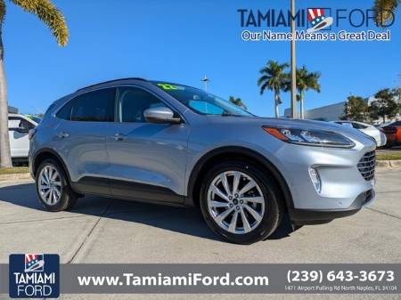 2022 Ford Escape Titanium Hybrid