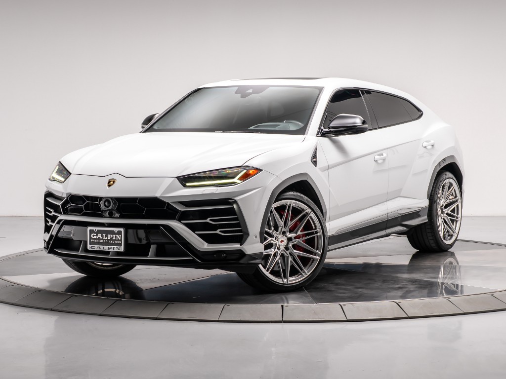 2019 Lamborghini Urus Base