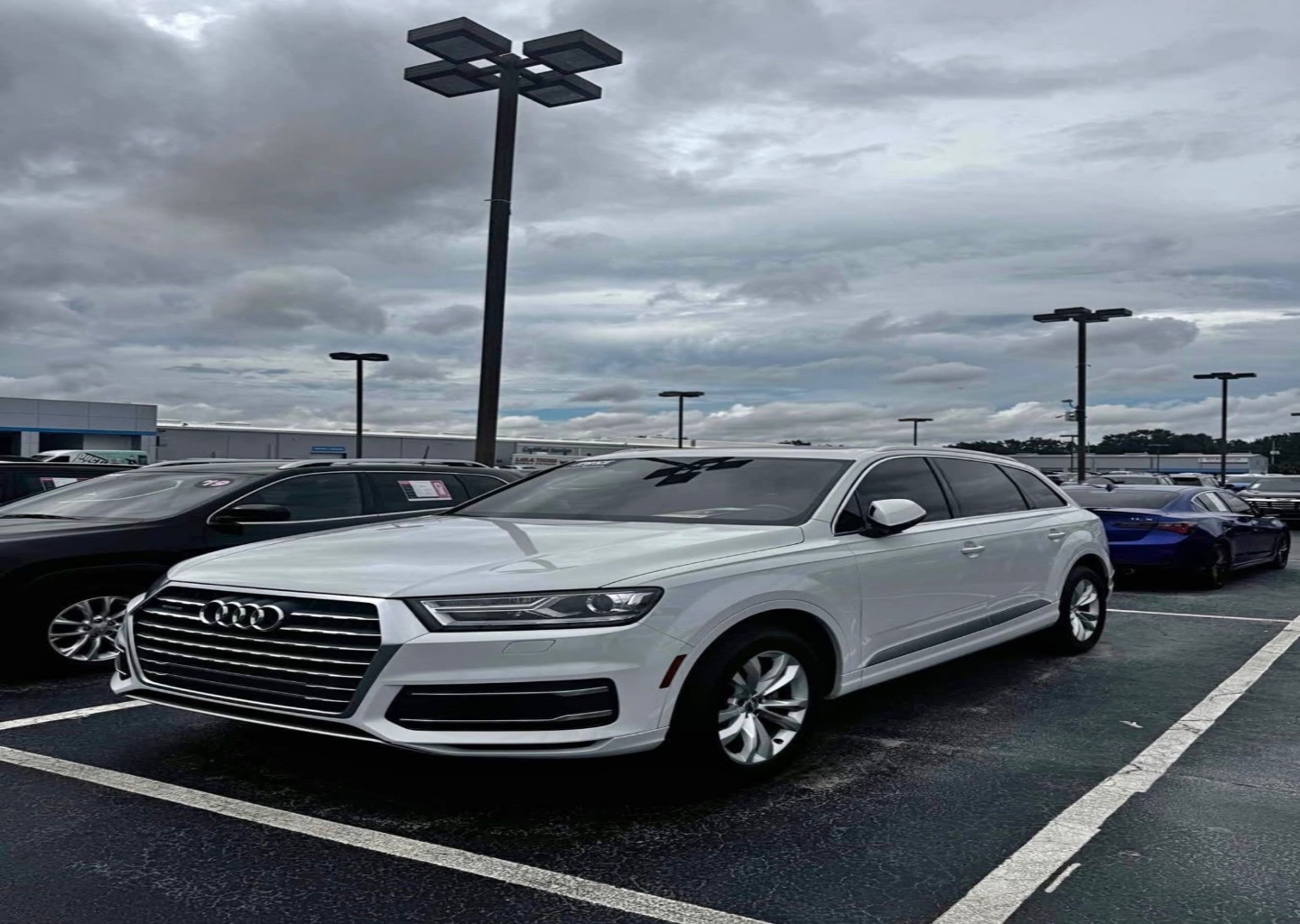 2018 Audi Q7 Premium Plus's photo