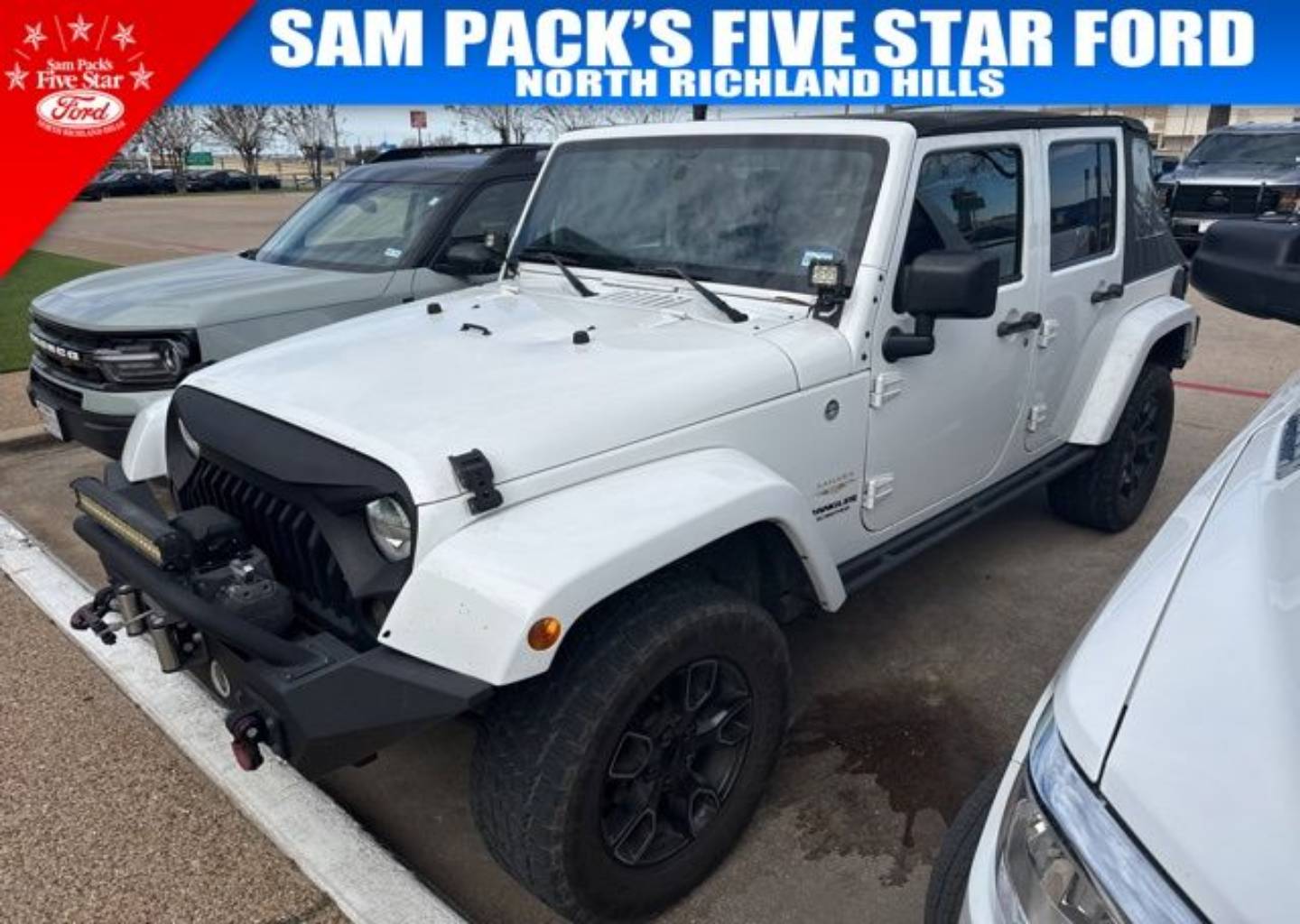 2014 Jeep Wrangler Unlimited Sahara's photo