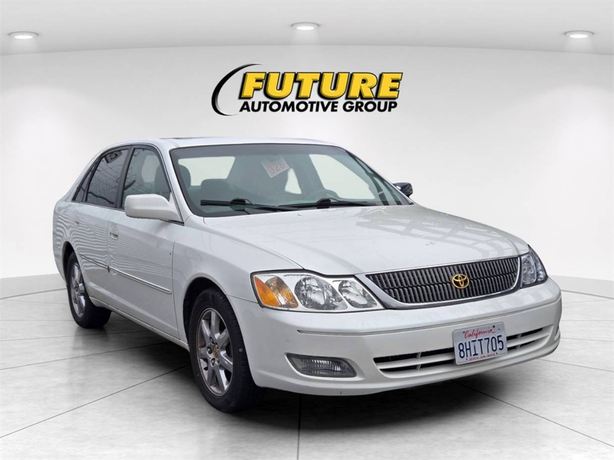 2001 Toyota Avalon's photo