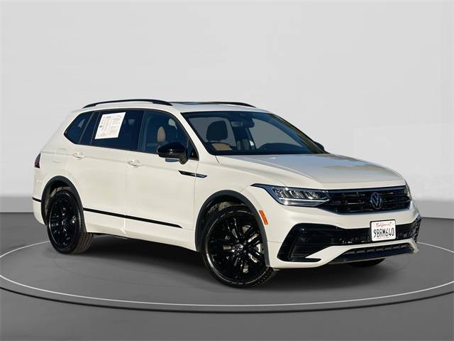 2022 Volkswagen Tiguan 2.0T SE R-Line Black