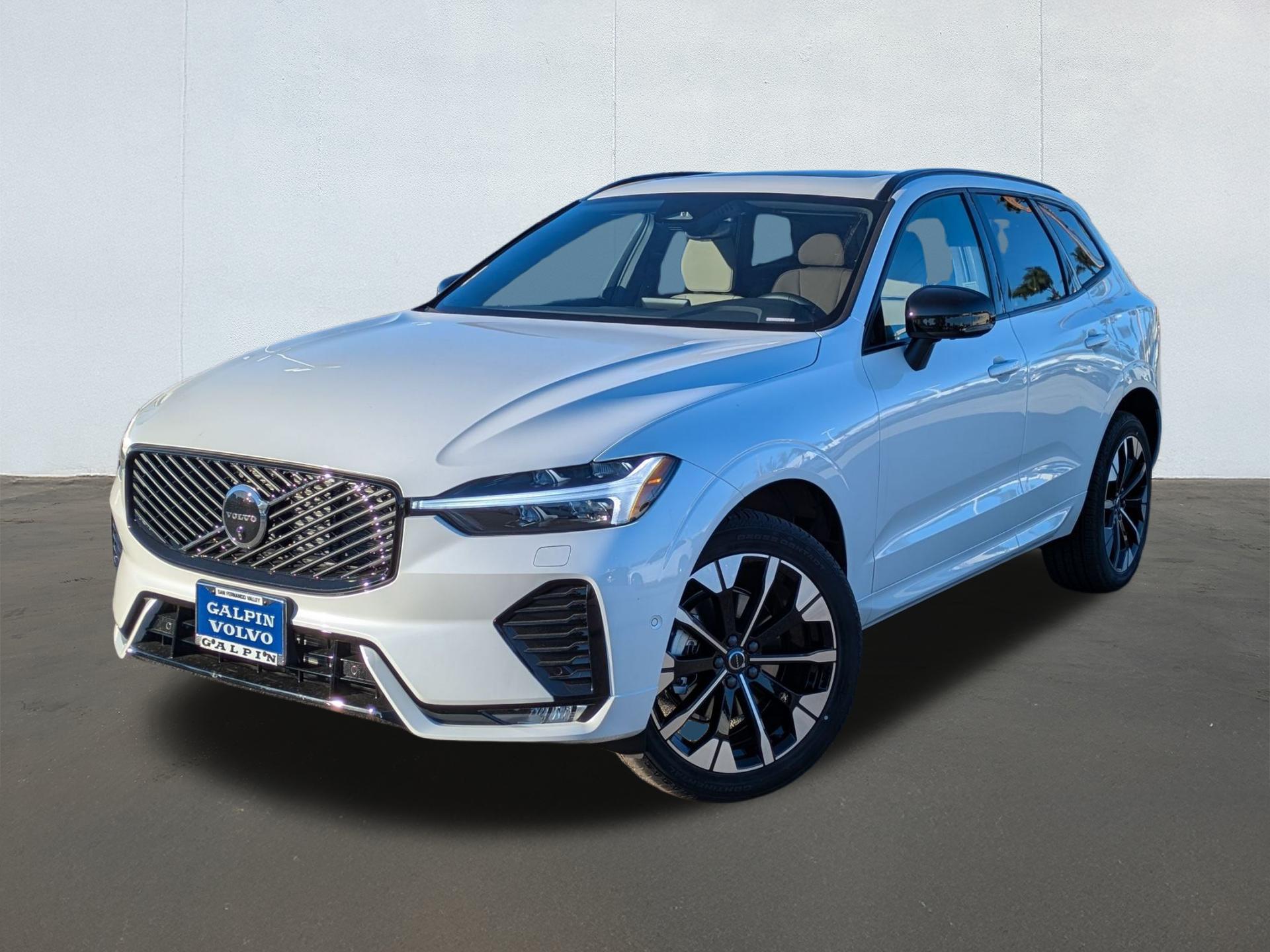 New 2026 Volvo XC60 B5 Plus Dark