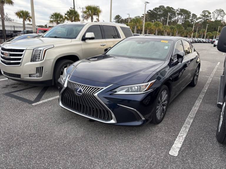 2021 Lexus ES 300H