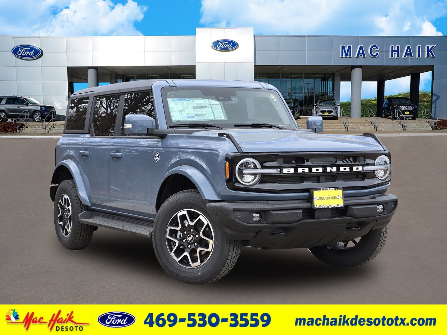 2025 Ford Bronco 4-Door Outer Banks's photo