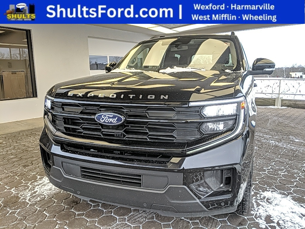 Used 2025 Ford Expedition Active
