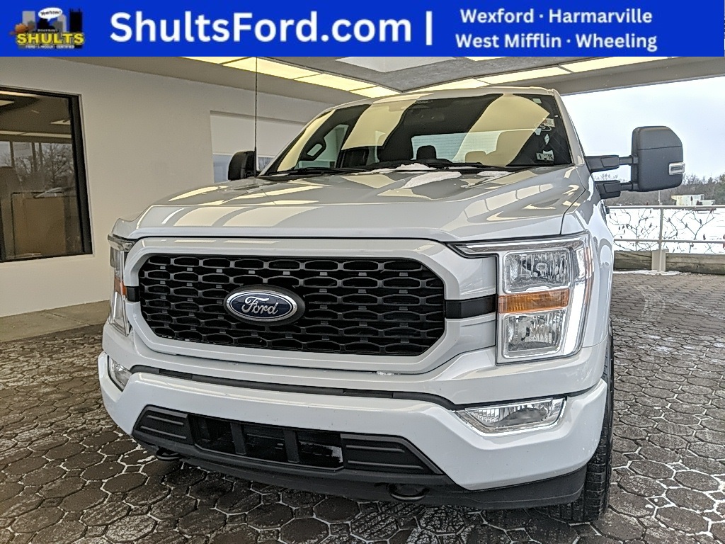 2022 Ford F-150 XL's photo