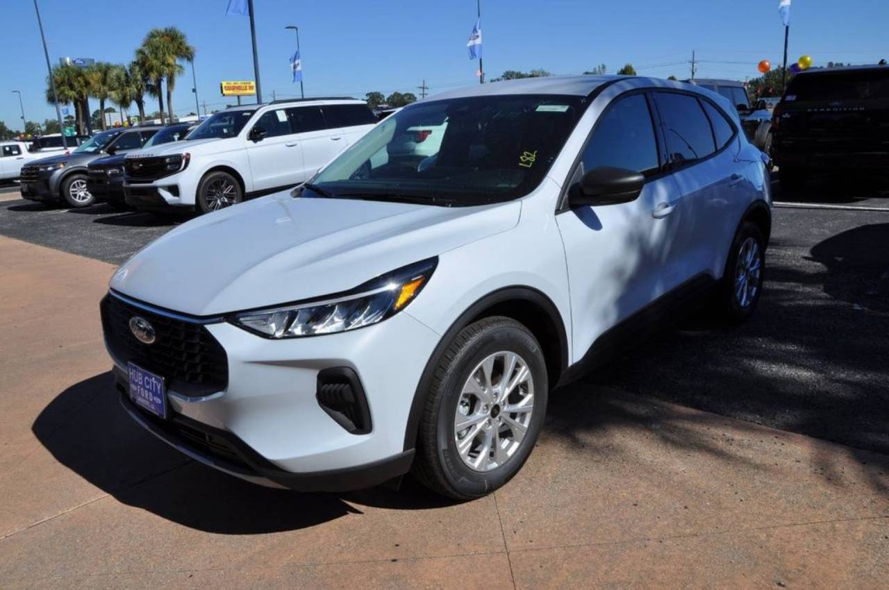 2026 Ford Escape Active's photo