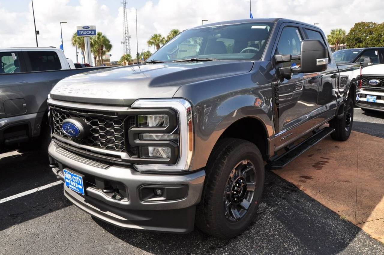 2025 Ford F-250 Base's photo