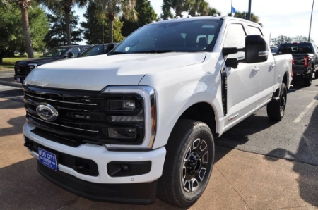 2025 Ford F-250SD Platinum