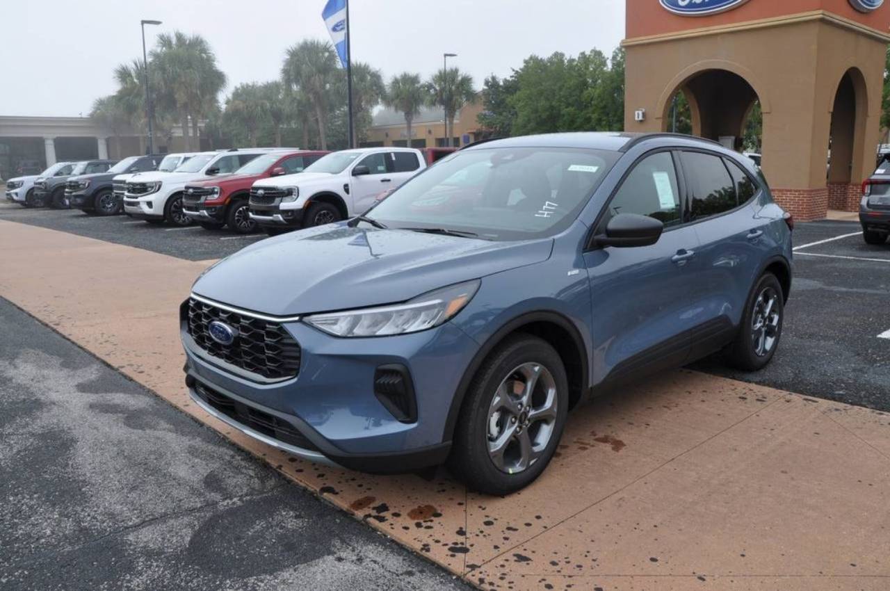 2026 Ford Escape ST-Line's photo