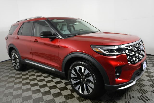 2026 Ford Explorer Platinum's photo