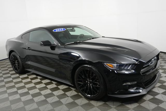 2015 Ford Mustang GT Premium's photo