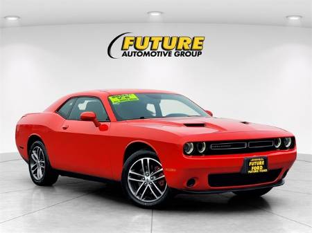 2019 Dodge Challenger SXT