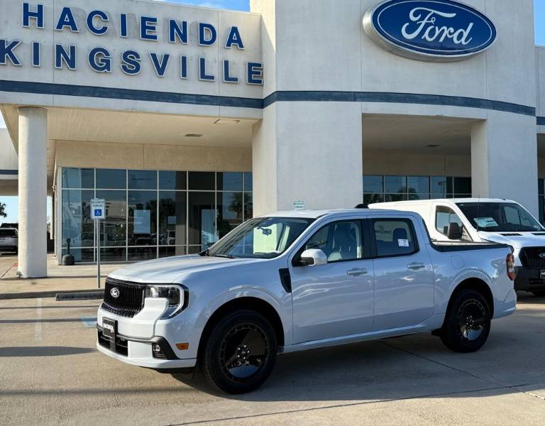 2026 Ford Maverick Lobo Standard