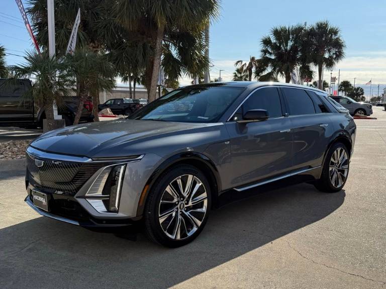 2023 Cadillac Lyriq Luxury