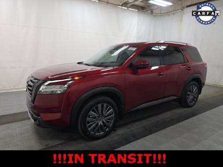 2024 Nissan Pathfinder SL