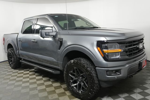 2025 Ford F-150 XLT's photo