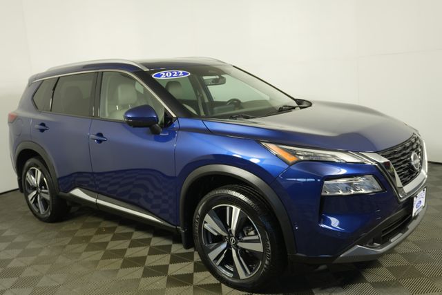 2022 Nissan Rogue SL's photo