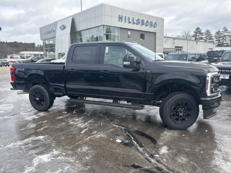 2026 Ford Super Duty F-350 SRW LARIAT