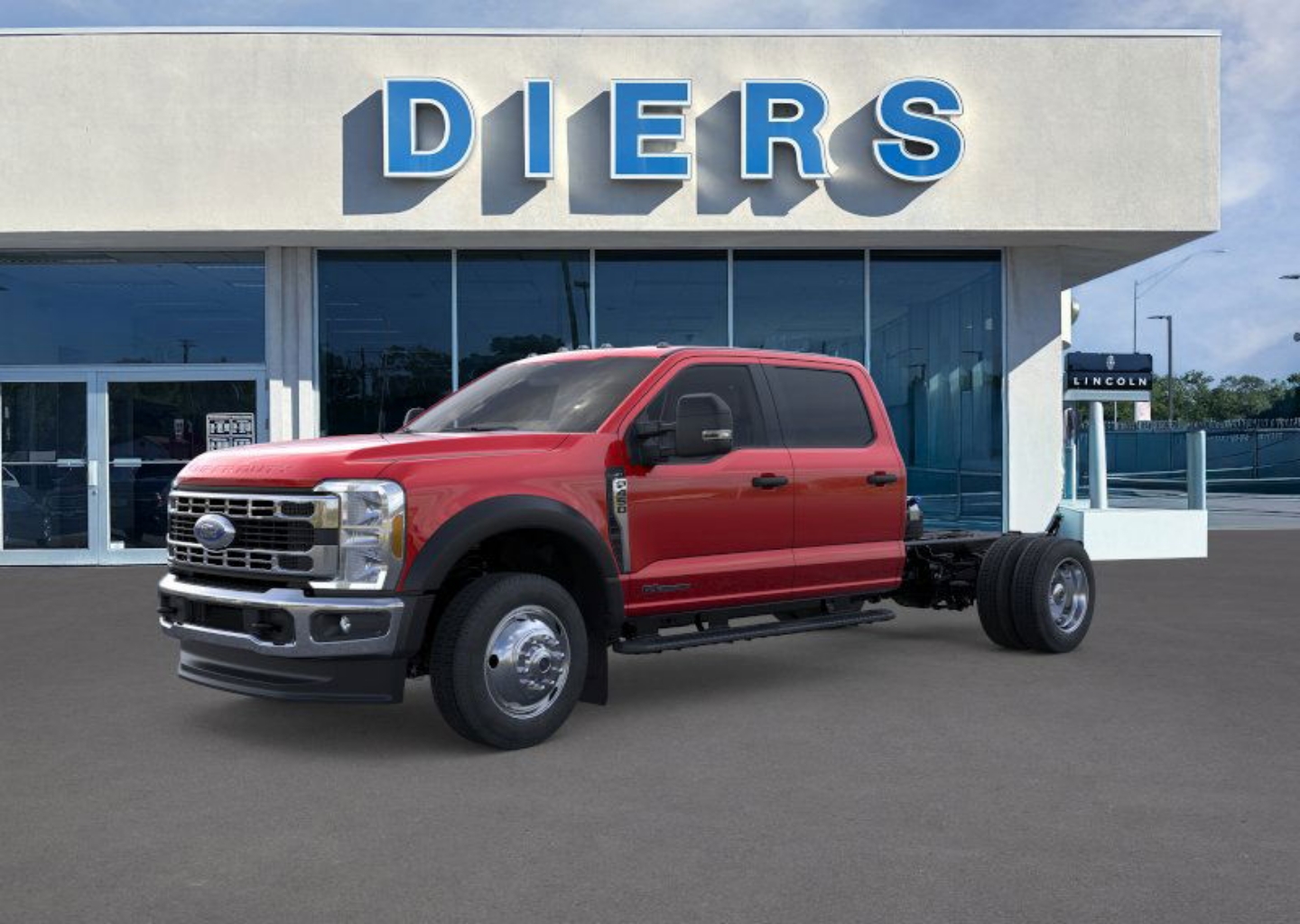 2026 Ford F-450 Super Duty Chassis Cab XLT's photo