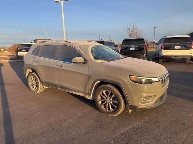 2019 Jeep Cherokee Latitude Plus's photo