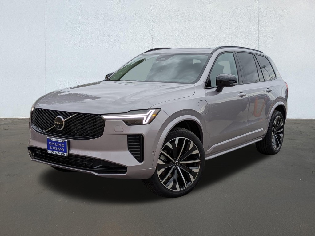 2026 Volvo XC90 Recharge Plug-In Hybrid Ultra Dark Theme, T8 AWD, Electric/Gasoline, 7 Seats
