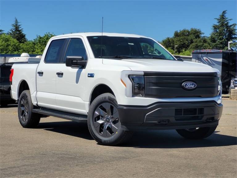 2025 Ford F-150 Lightning PRO