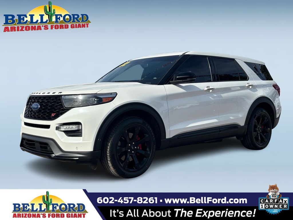 2022 Ford Explorer ST's photo