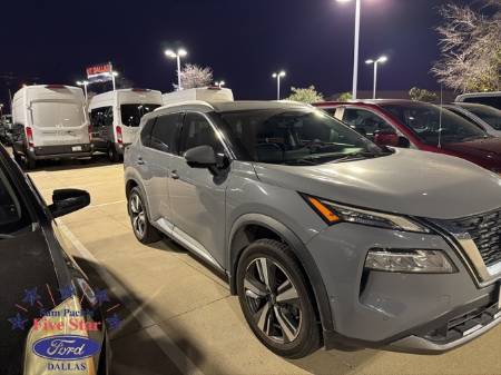 2022 Nissan Rogue SL