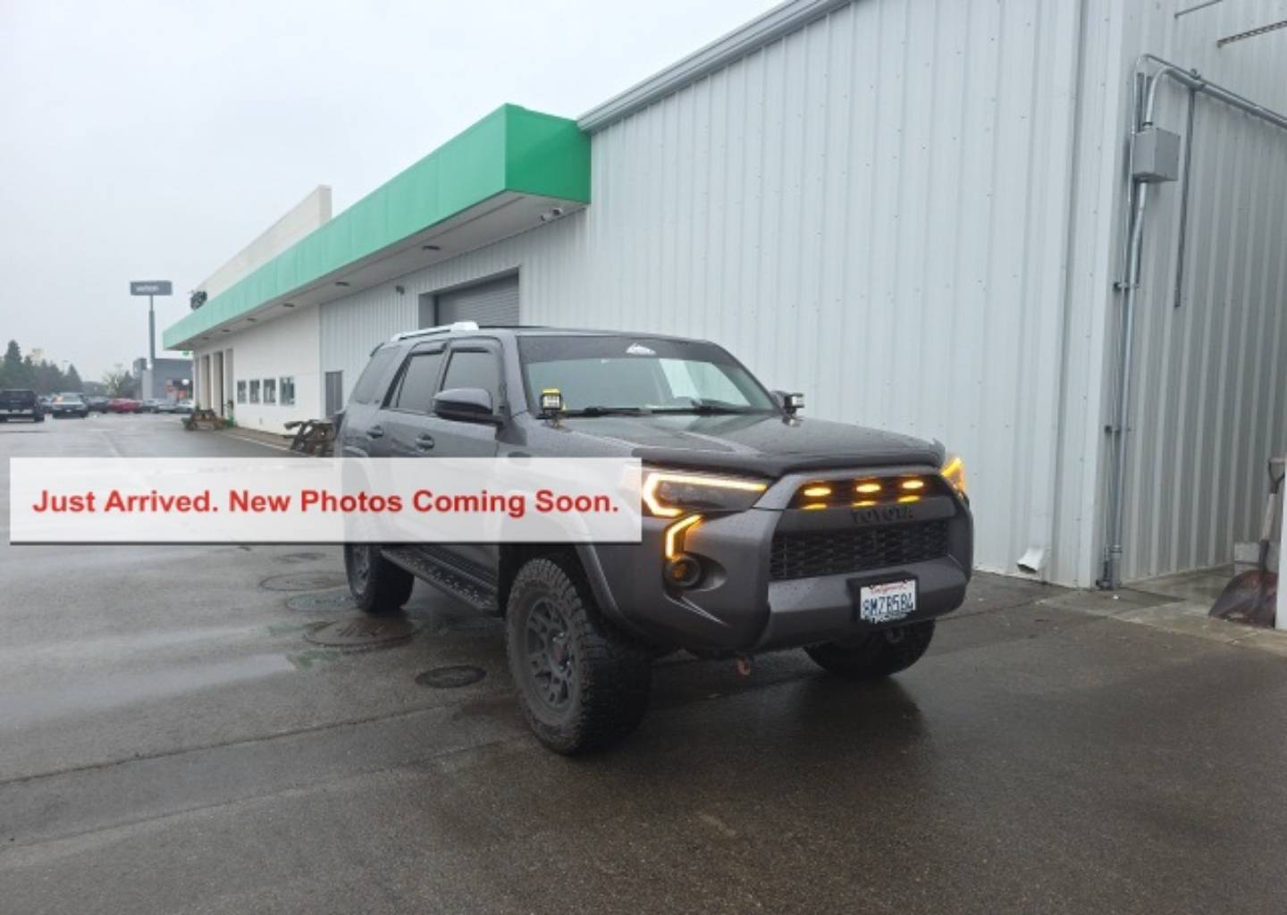 2018 Toyota 4Runner SR5's photo